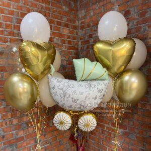 Набор гелиевых шариков на выписку из роддома с коляской ретро