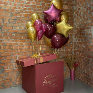 Набор гелиевых бордовых шаров в коробке-сюрприз